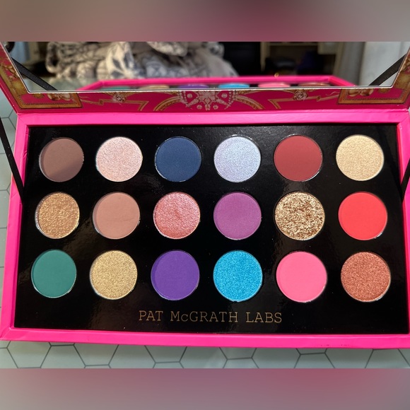 NEW Pat McGrath Labs Mothership Mega: Celestial Nirvana Palette - Picture 2 of 11